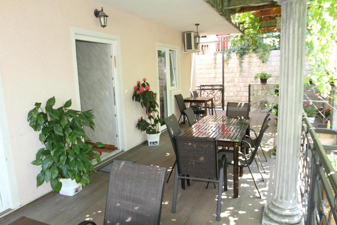 Apartments Muhar Sveti Stefan Ngoại thất bức ảnh