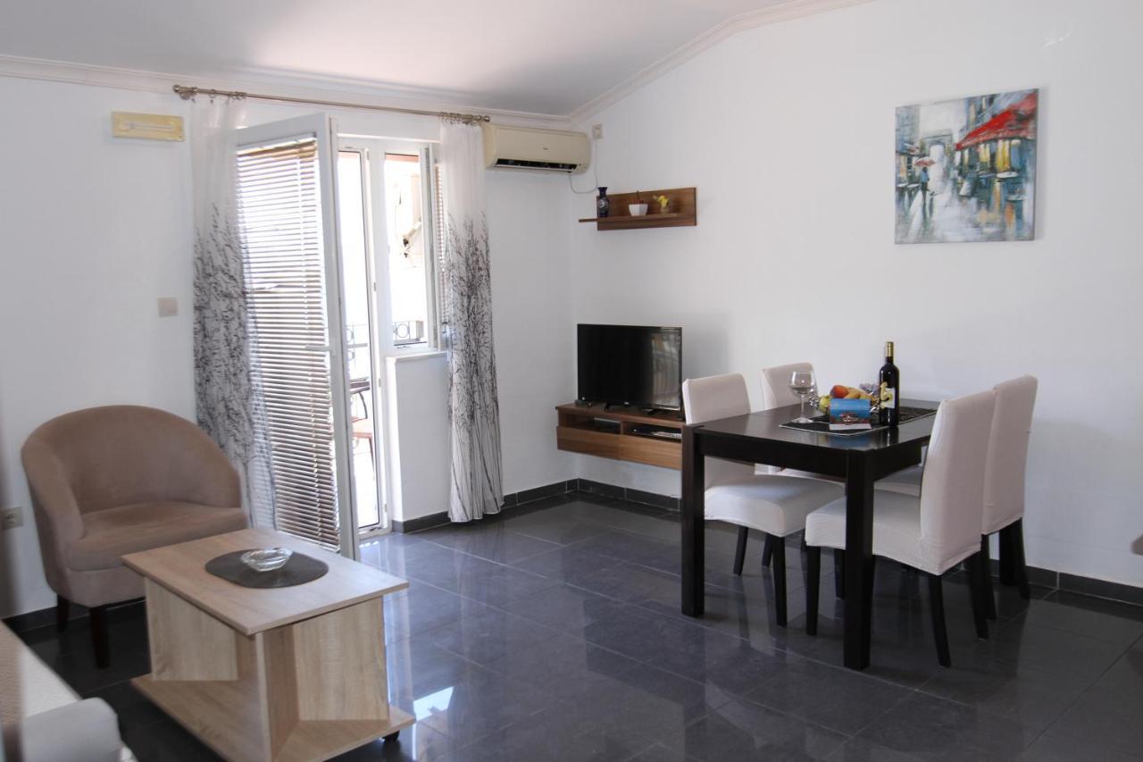 Apartments Muhar Sveti Stefan Ngoại thất bức ảnh