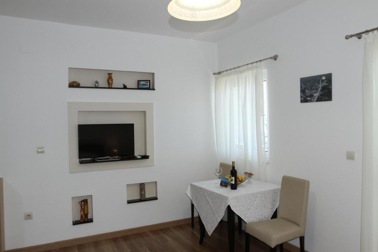 Apartments Muhar Sveti Stefan Ngoại thất bức ảnh