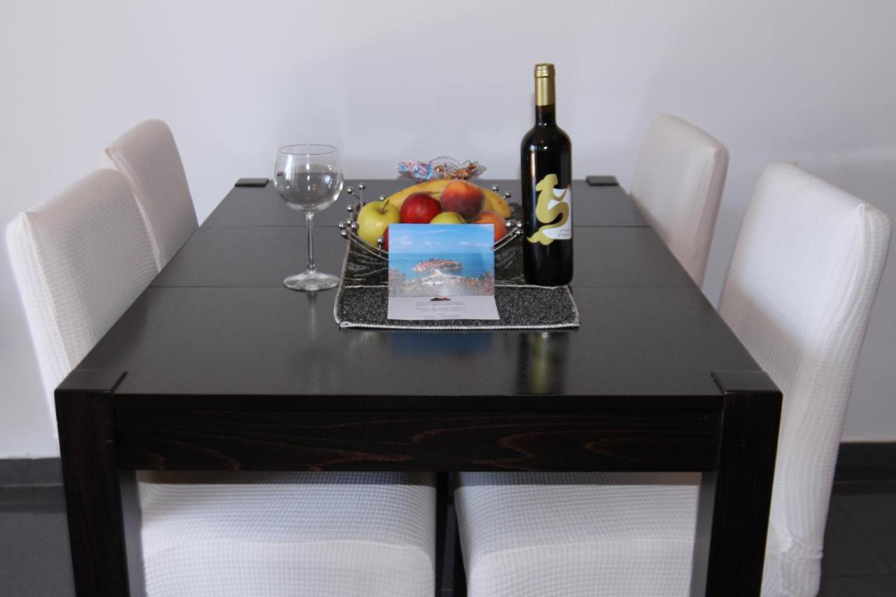 Apartments Muhar Sveti Stefan Ngoại thất bức ảnh