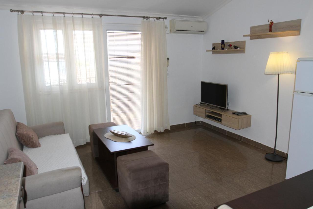 Apartments Muhar Sveti Stefan Ngoại thất bức ảnh