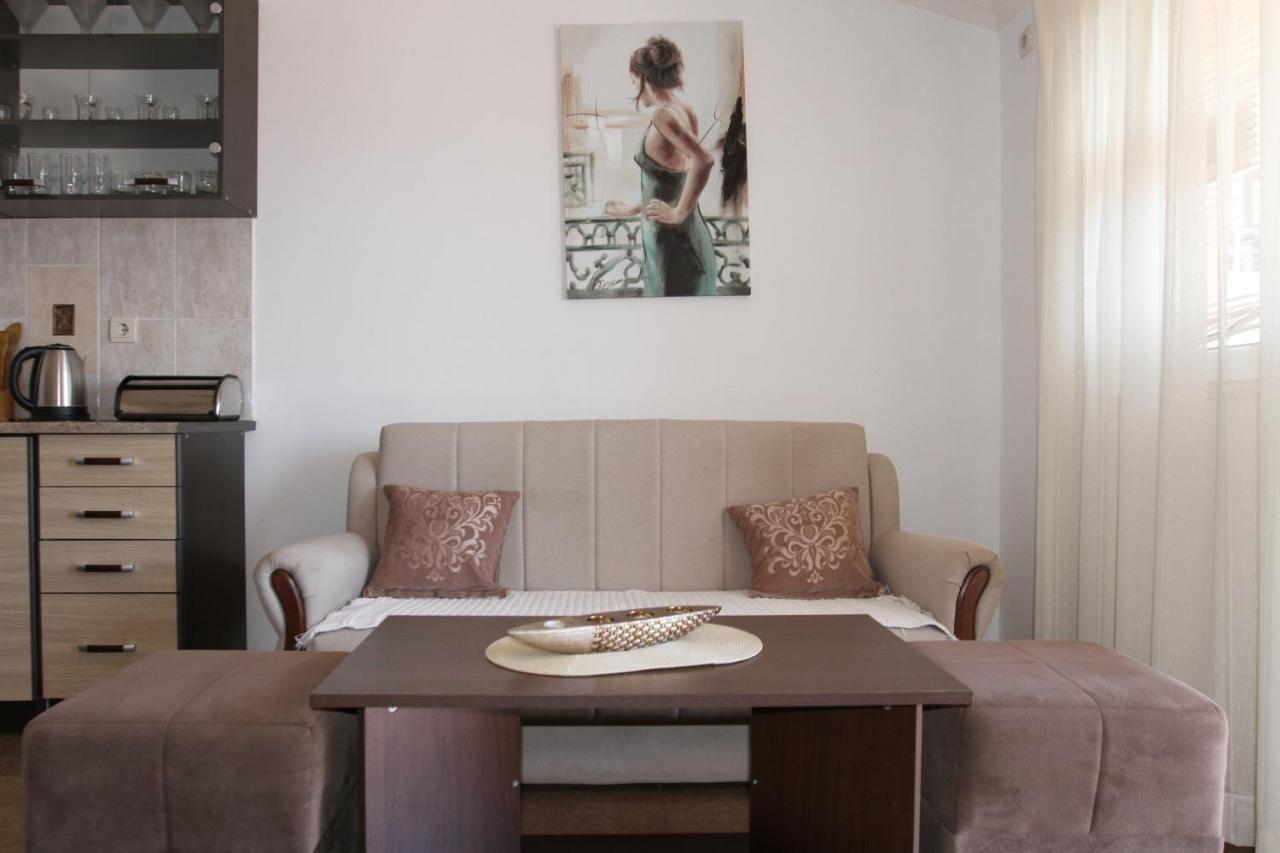 Apartments Muhar Sveti Stefan Ngoại thất bức ảnh