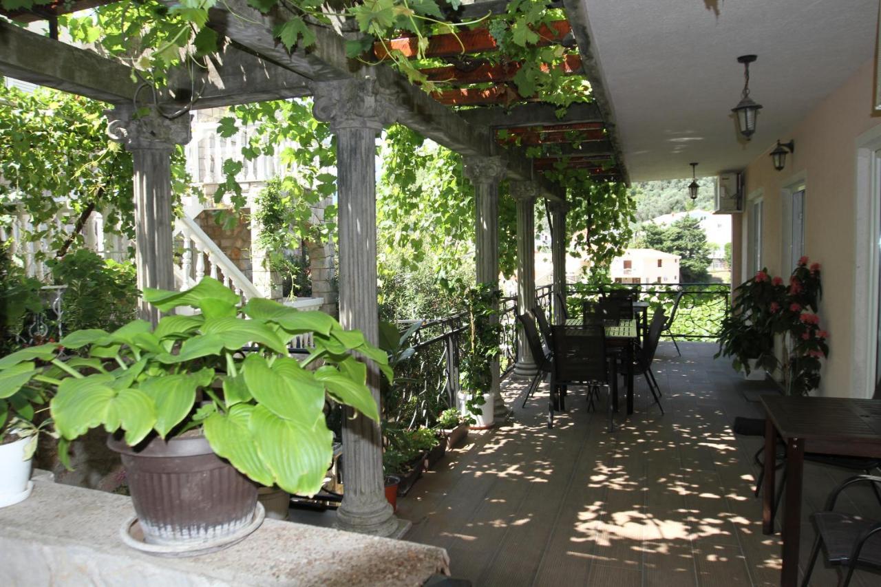 Apartments Muhar Sveti Stefan Ngoại thất bức ảnh
