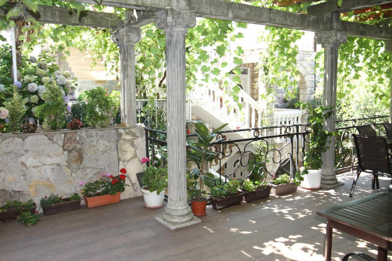 Apartments Muhar Sveti Stefan Ngoại thất bức ảnh