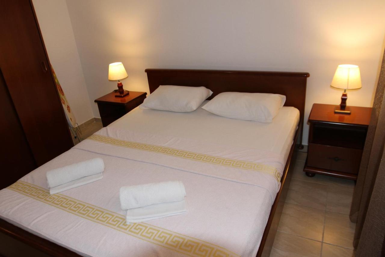 Apartments Muhar Sveti Stefan Ngoại thất bức ảnh