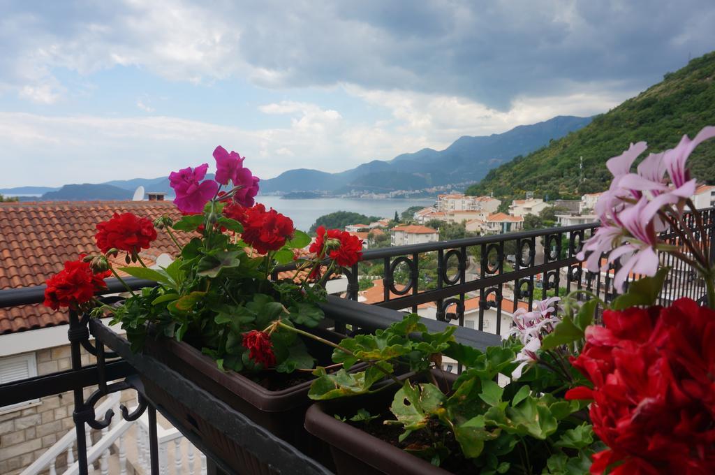 Apartments Muhar Sveti Stefan Ngoại thất bức ảnh