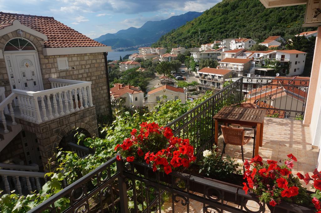 Apartments Muhar Sveti Stefan Ngoại thất bức ảnh
